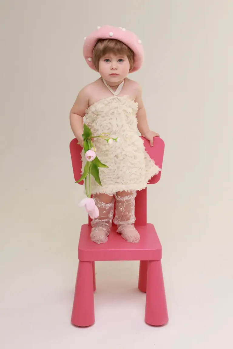 Spring style of baby Ksusha by Lyubov Sazhina — FORD Magazine editorial