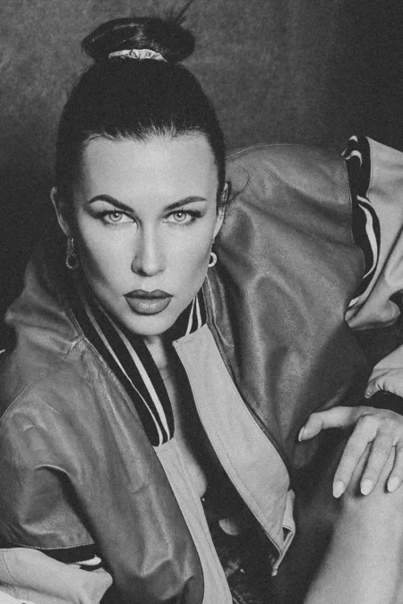 KATE BORZAYA by Natalia Mailis — FORD Magazine editorial