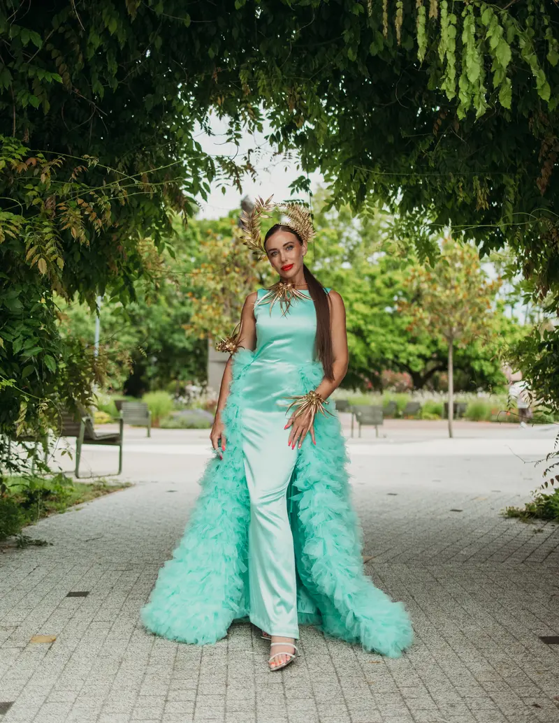 Elena — FORD Magazine editorial